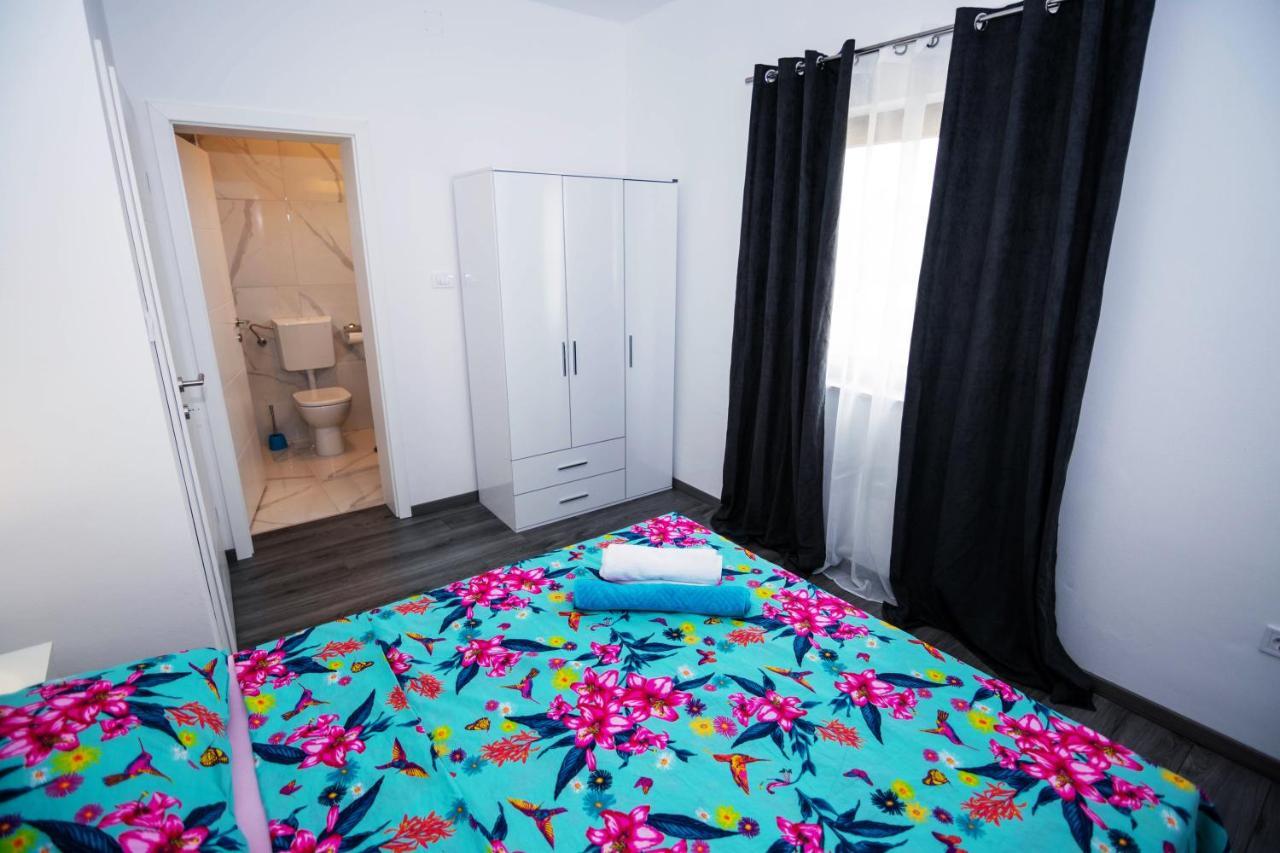 Apartments Samac Шибеник Екстер'єр фото