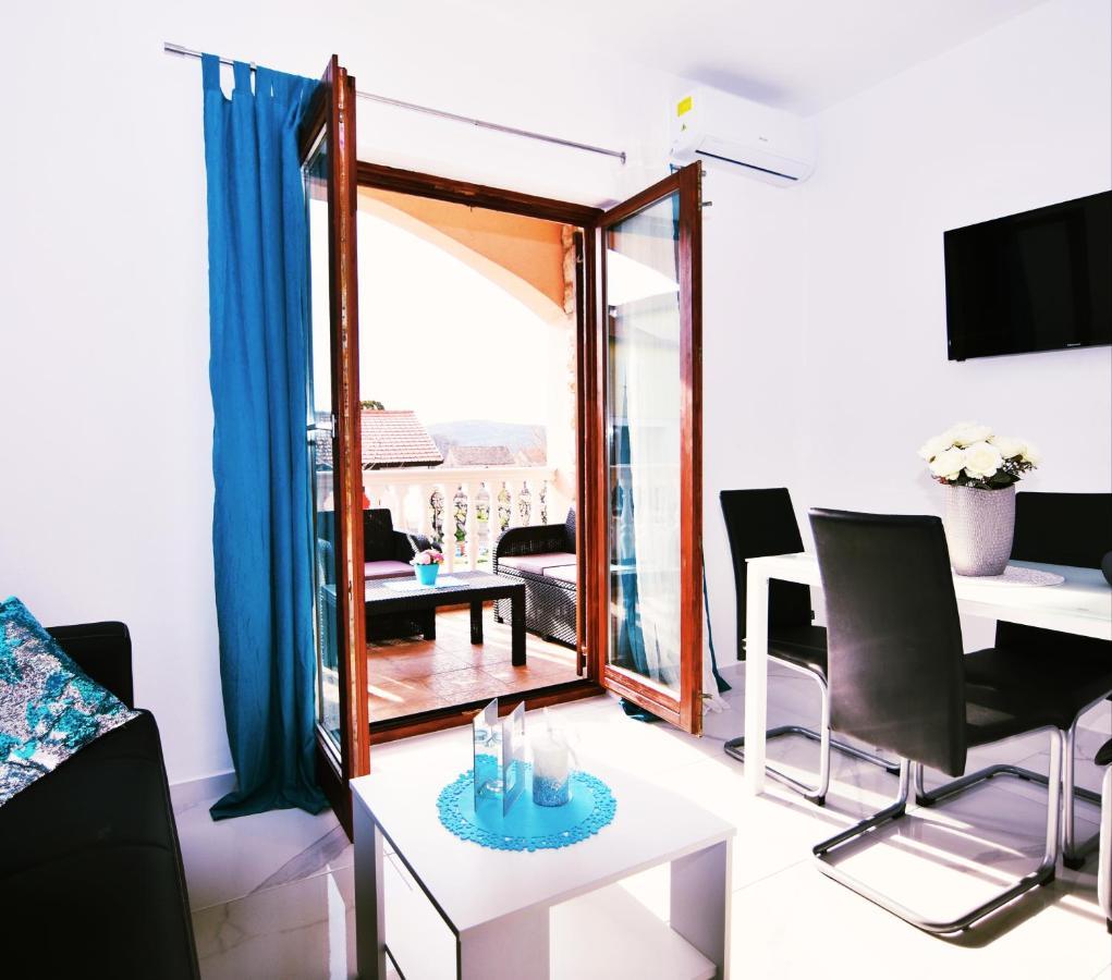 Apartments Samac Шибеник Екстер'єр фото